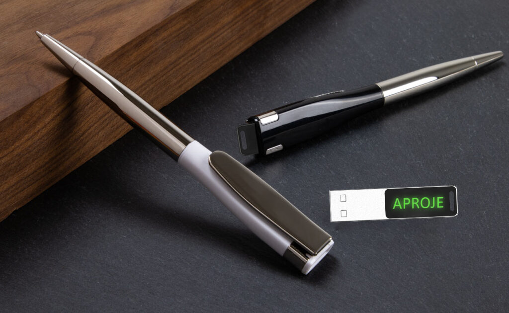 penna a sfeta con chiavetta usb incorporata