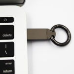 Ring metal chiavetta usb con anello portachiavi chip branded by masitalia