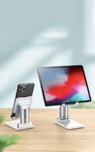 ZOOM Portasmartphone e tablet allungabile e regolabile in altezza ideale per meeting on line by masitalia